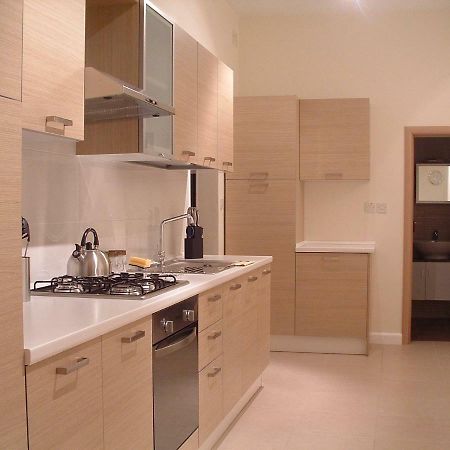 Triton Apartment St. Paul's Bay Exterior photo